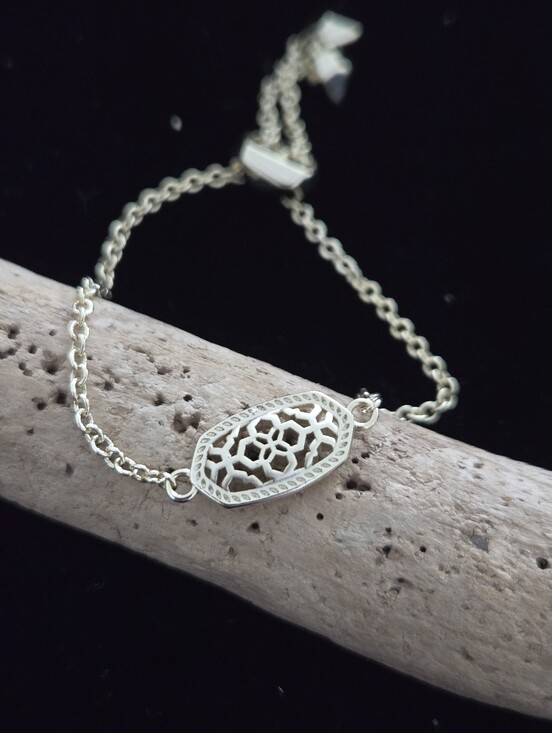 Kendra Scott Jewelry - Kendra Scott Filigree Adgustable Bracelet